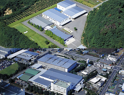Saitama plant and Miharu plant, our global production bases with rigorous production control