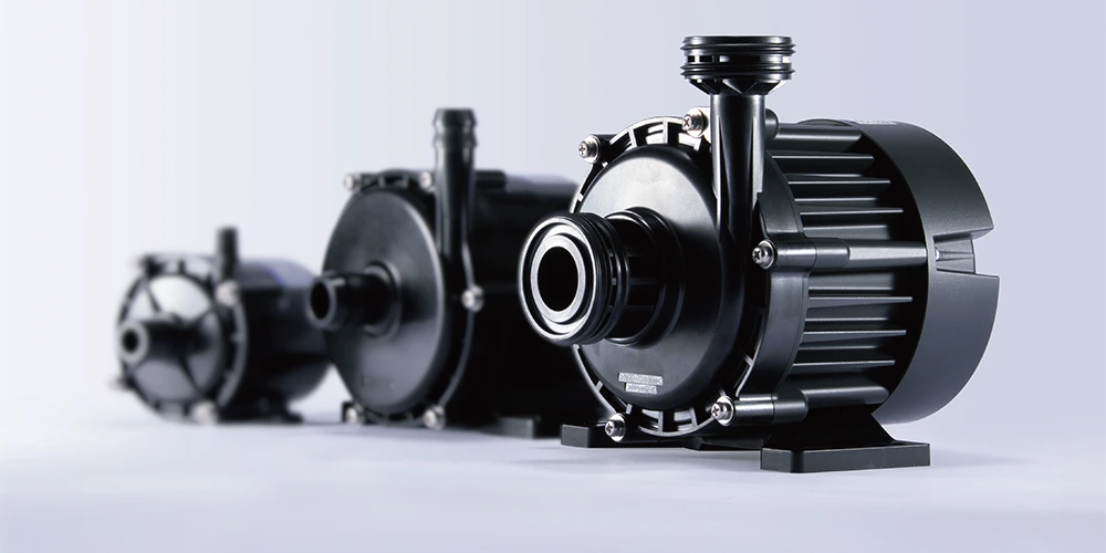 データセンター・サーバーの冷却、光源冷却など<br>各種冷媒循環用途に最適な高性能キャンドポンプ